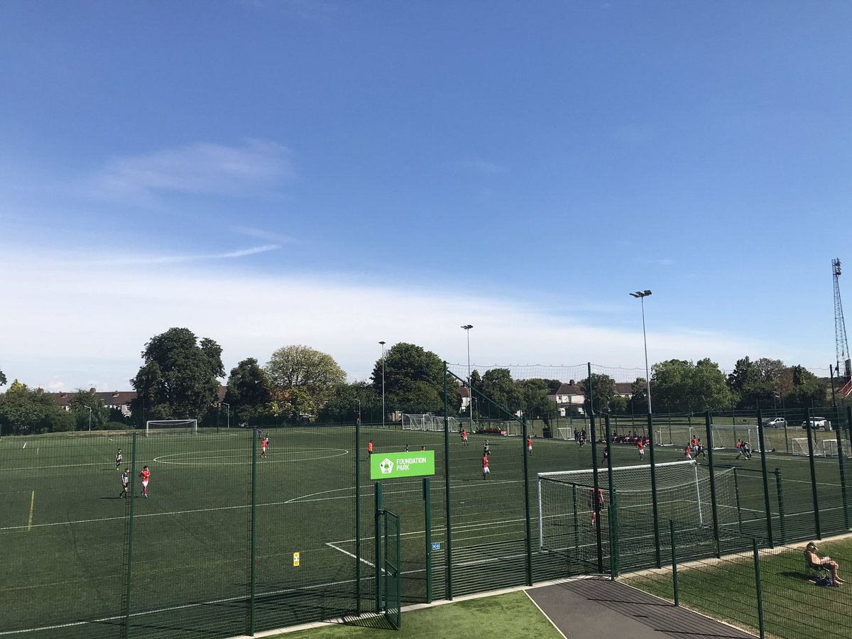 STFCfoundation's tweet image. This afternoon we welcomed back our U14 &amp;amp; U16 Boys Elite Teams for their first pre-season fixture!🔴⚪️

Both games were closely fought and were a productive exercise💪 

Thank you to @RiscaUtd for making the journey - We wish you all the best for the upcoming season 🤝