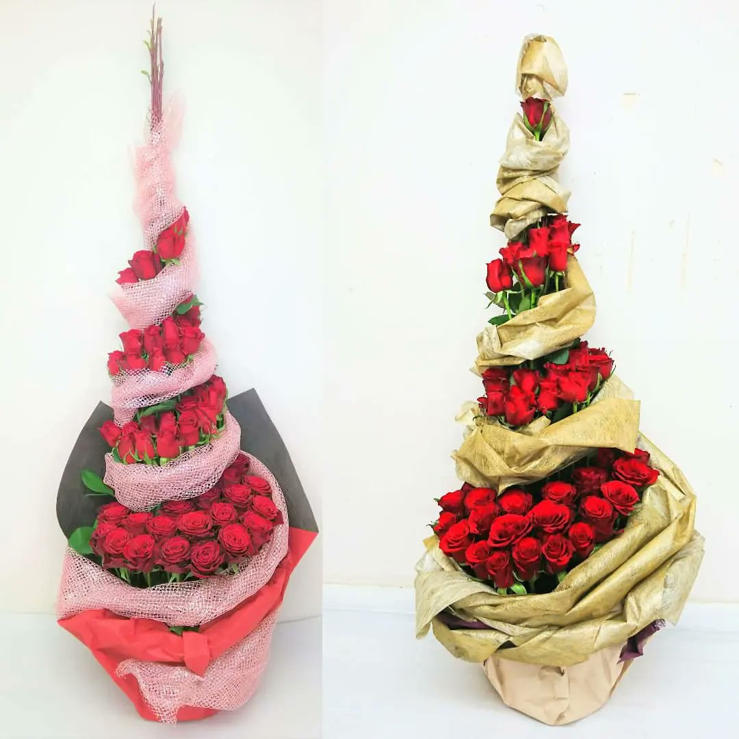 【バラの本数】
おはようございます🌹
1本 「一目ぼれ」「あなたしかいない」
11本「最愛」
108本「結婚して下さい」
本数で意味が違うんですよ😊

#朝 #おはよう #morning #Goodmorning