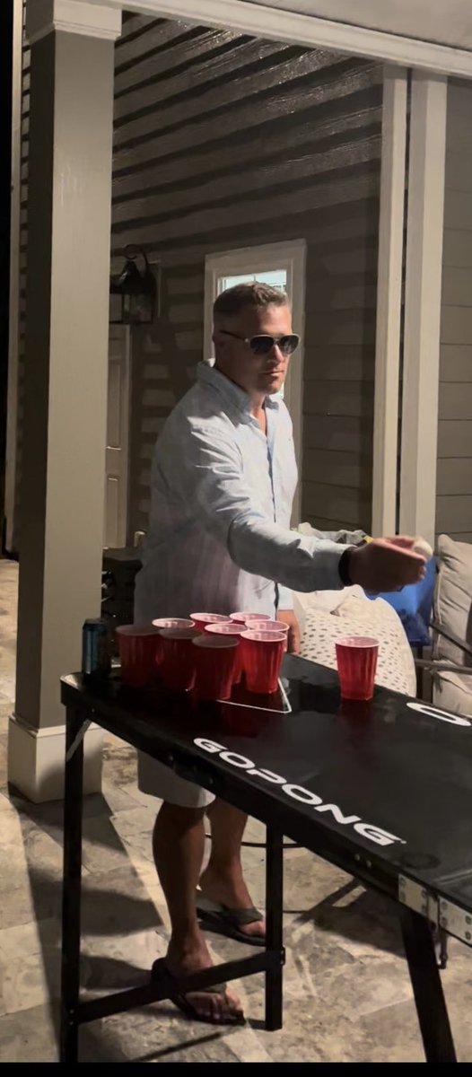 MofaMilfer's tweet photo. #mofa WORLD beer pong champion #BEER @goodr https://t.co/BqHcsyH6tP