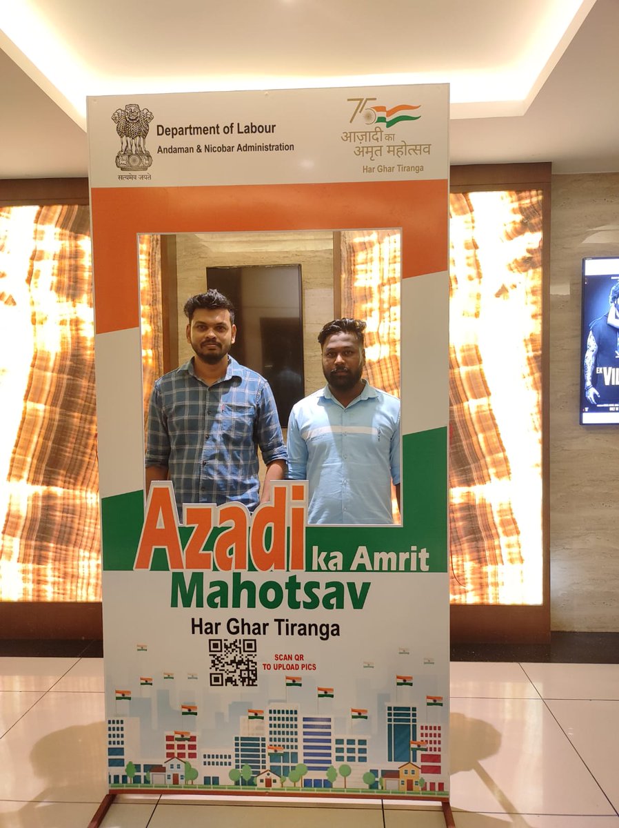 AndamanLabour's tweet photo. As part of #AzadikaAmritMahotsav and #HarGharTiranga, Department of Labour installed a #PhotoBooth in a theatre at Port Blair.

@Andaman_Admin 
@MediaRN_ANI https://t.co/gf1qPnA50e