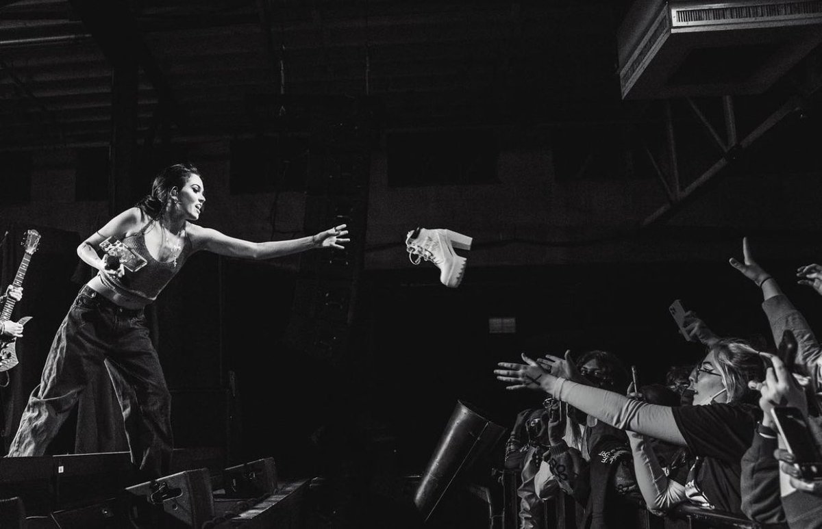 Maggie Lindemann Archive (@lindefeed) on Twitter photo 