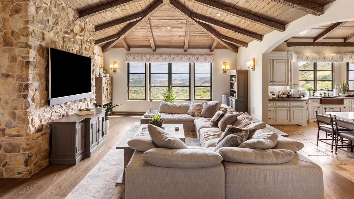 JacobSteagall's tweet photo. Currently listed! 5 Bed, 7 Bath, 7400sqft home on 7 acres of land in Thousand Oaks, CA. Asking $6,600,000…Very proud to represent this home. https://t.co/XWQOTYouGI