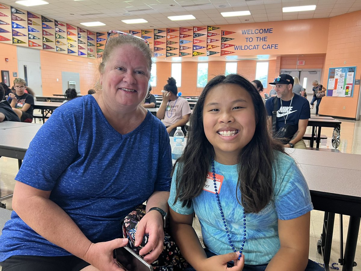 <a href="/OMS_Connected/">Oslo Middle School</a> Wildcat Camp was Awesome Today! Parents were able to ask questions. Students got a tour of the school, met new friends, and learned about Oslo’s expectations. We’re looking forward to an Amazing year. #WeBelieveinBLUE @SDIRC_SUP <a href="/CraigKinsley1/">Craig K</a> <a href="/Bass_SDIRC/">Scott Bass</a> @KBaysura