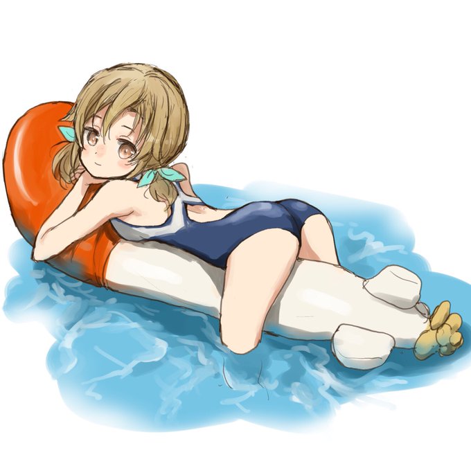 #姫路果代子生誕祭2022 #はいふり
 暑い日は魚雷ボートでのんびり。 