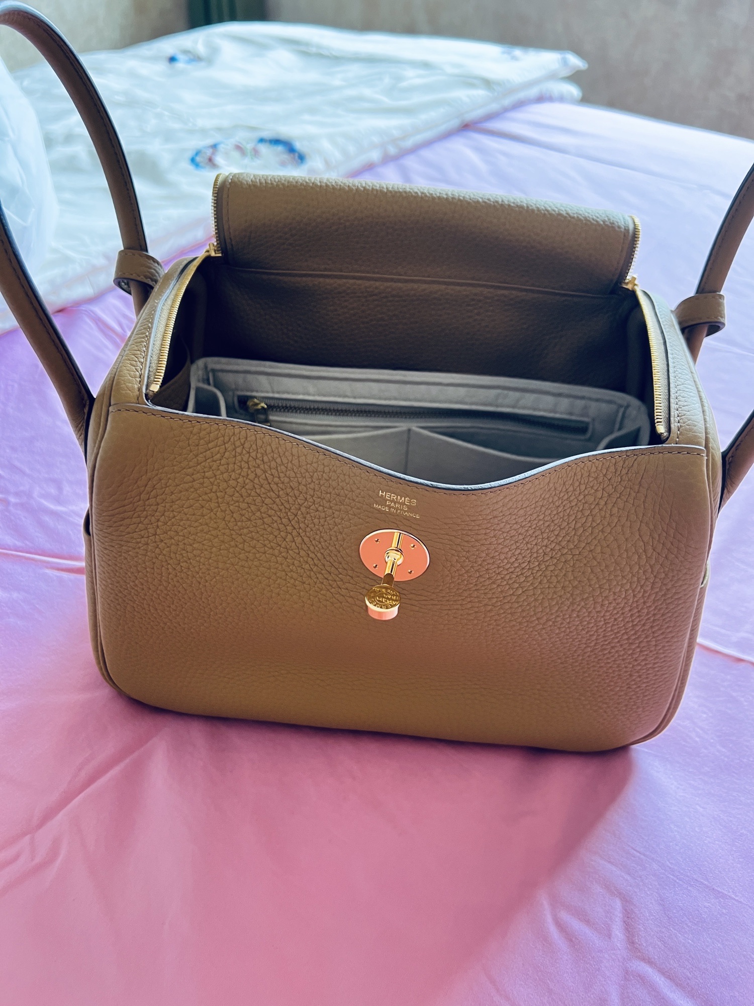 ZTUJO on X: Perfect bag organizer for Hermes Lindy 26, keeps