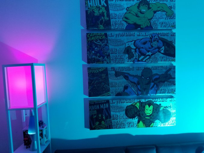 IamEmericuh's tweet photo. @Cau7ioN had a tv above my setup for movie nights made my bg look cool and was functional! and you know casting couch was an option XD https://t.co/iuIBaNRNIJ