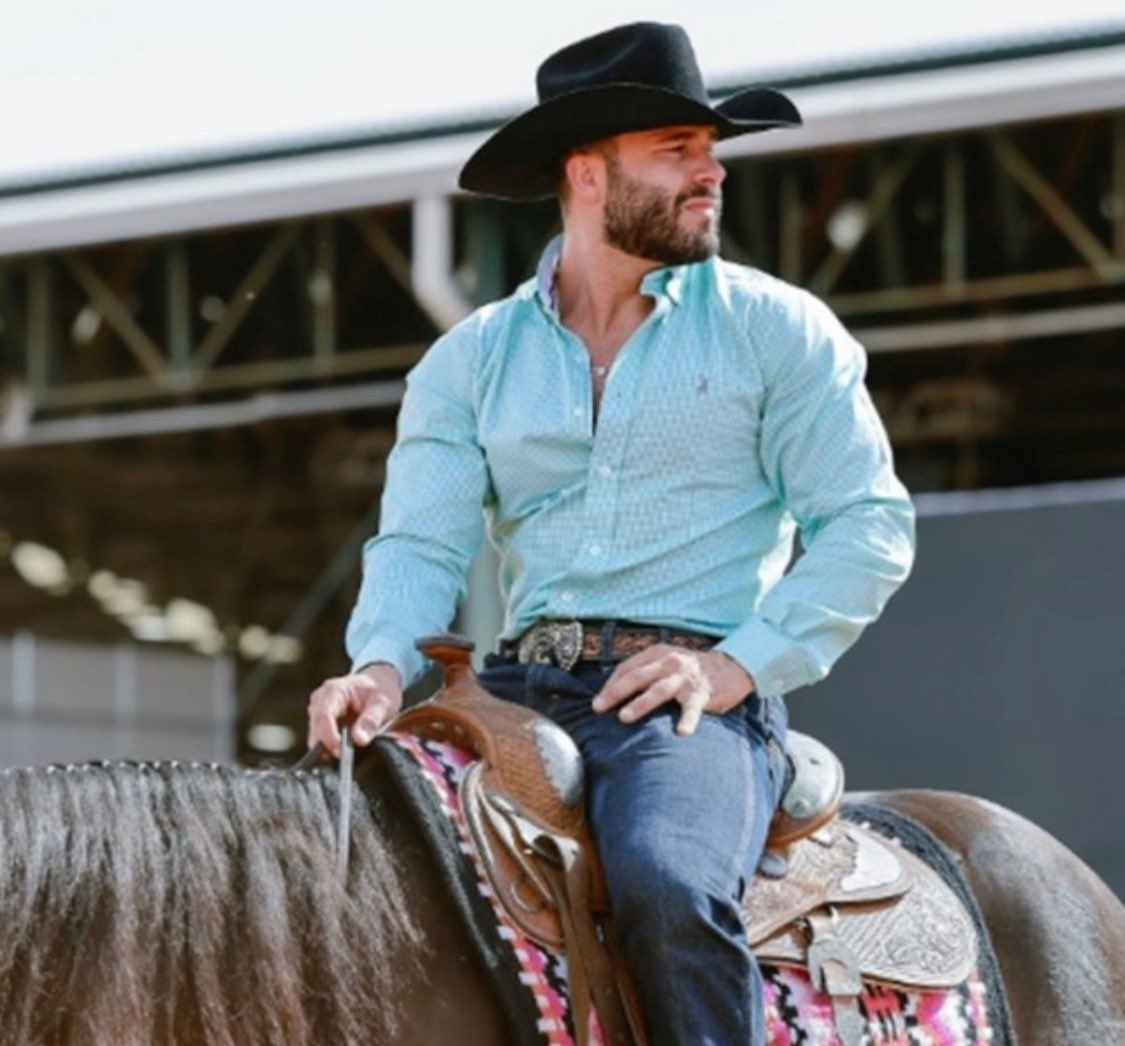 CowboyInt's tweet photo. ⭐️Loves a good ride!⭐️ Thanks @Aq2Country https://t.co/SFLm7xms8p
