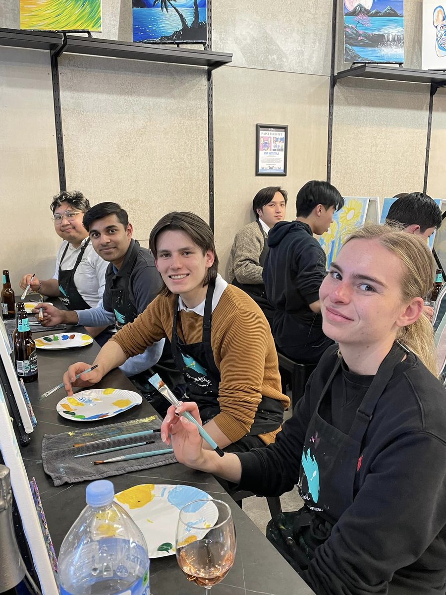 evolv_super's tweet photo. Evolv got together and embraced their artistic side. @Champainting hosted us for a corporate team building event, where we all painted wild sunflowers while sipping on some champagne. As it turns out, auditors do have an artistic side!

 #building #painting #experienc https://t.co/zqBxG8kTuu
