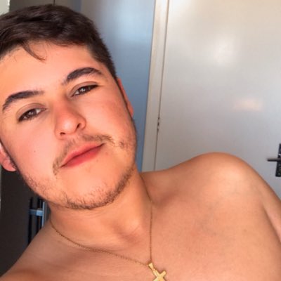 To_Casado's tweet photo. #NovaFotoDePerfil https://t.co/Y2VeDlZkGW