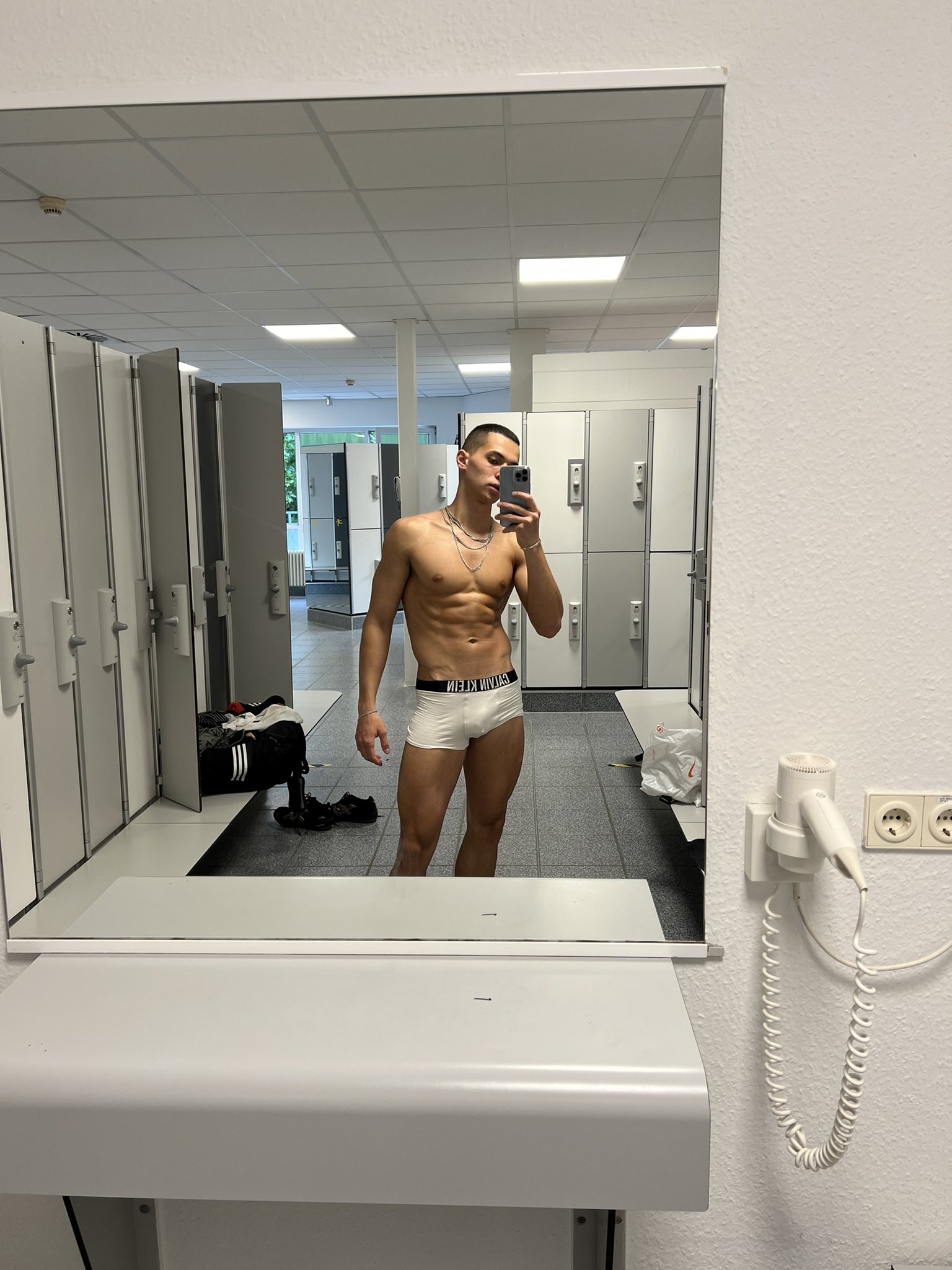 Alex kravchina on X: 