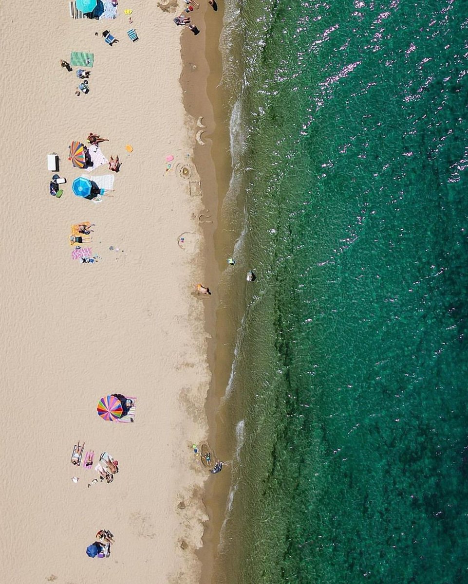 An aerial view of one of our favorite places in the world for your Monday.⁣
⁣
Thanks for the photo @scott_j_tris! ⁣
⁣
📍South Haven⁣

📸 instagram.com/p/CgukAwsOqzr/ via tweet.photo
