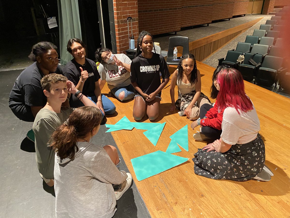 FosterTheater's tweet photo. Amazing day of leadership training for @FosterTheater @TRHSDrama @Longhorn_Player @TerryTheatre @ChargerTheatre student leaders with the one and only amazing @mandyjoconner! LCISD Theater Leaders are ready for an amazing school year! @LamarConsPVA https://t.co/IFvyytrDpn