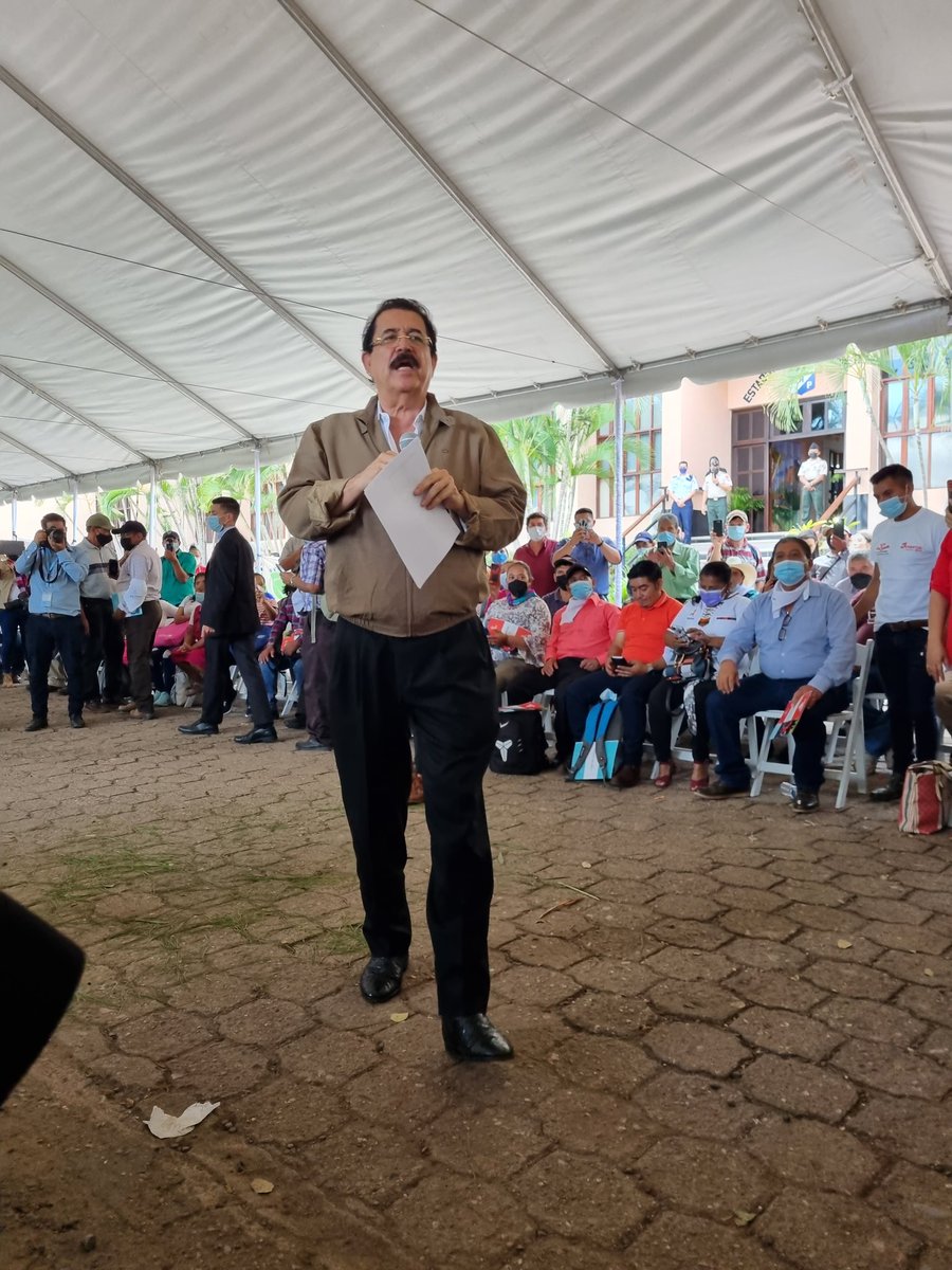 yadialvarezl's tweet photo. #Fosode presente en Lanzamiento del programa Nuestras Raices en el #Gobiernodelpueblo de nuestra Presidenta #XiomaraCastro https://t.co/cGgKqR4Nfm