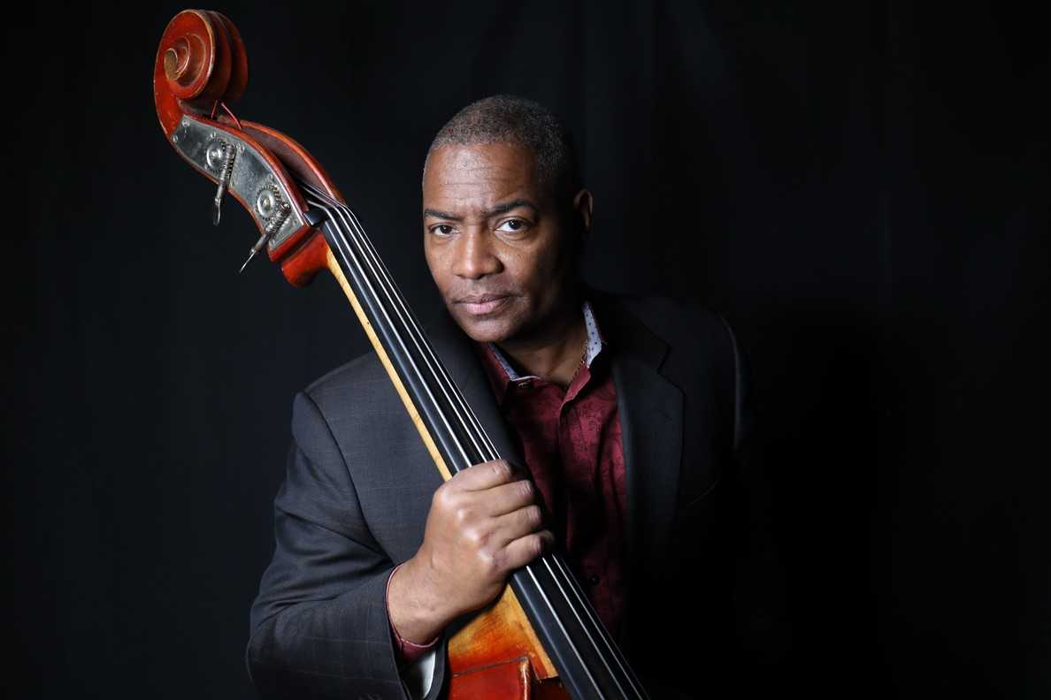 Mr. Thaddeus Expose of East Side High School won the Barry Manilow Music Teacher Award! Congratulations, What a fantastic accomplishment!