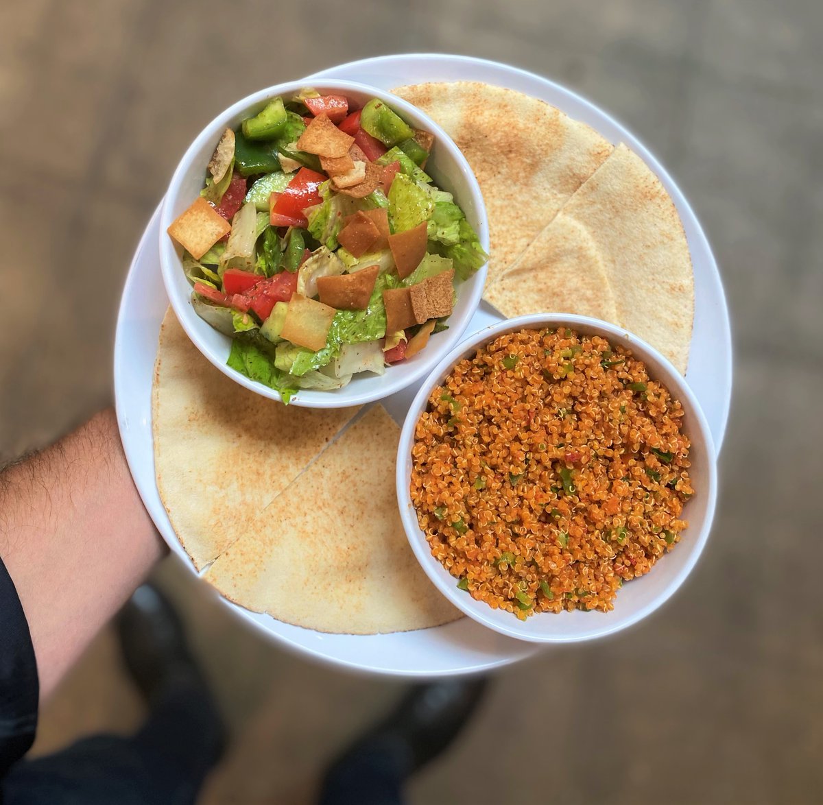 eatbocboc's tweet photo. Happy Meatless Monday! Refresh yourself with our delicious and healthy salads! Always fresh! Always made to order! 🥗
Order now at https://t.co/qzWZ0saNrH
#quinoa #mondaymotivation #salad #saladrecipe #fresh #healthyfood #foodfluencer #lafood #lafoodie https://t.co/9GbqinNUSA