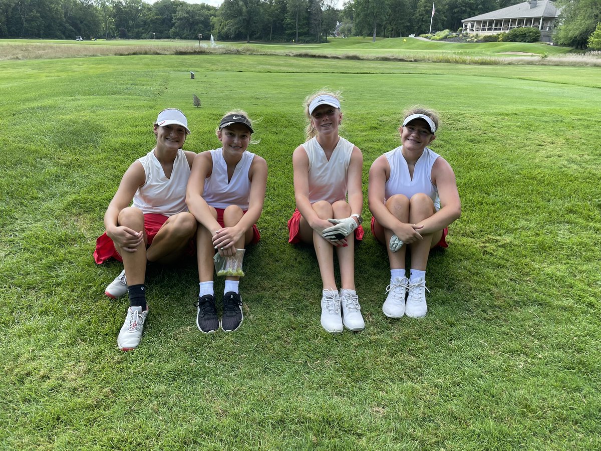 GolfRossville's tweet photo. 1st tournament of the season at the #HarrisonInvite Didn’t play like we hoped but lots of good shots and potential 😎🔥⛳️ #werrossville #varsitygolf @RHSHornetsAthl @indianahsgolf https://t.co/wsjVmRViTN