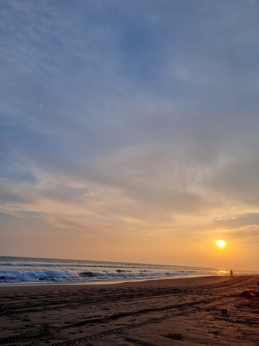 Directap's tweet photo. Por más atardeceres cálidos 😍 https://t.co/ewBx2J1BQJ