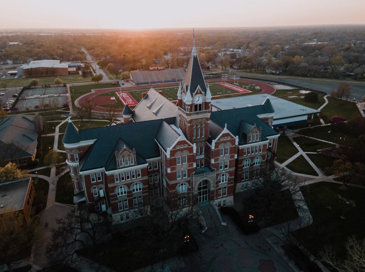 After a great conversation with @CoachKellyFU I’m blessed to receive my first offer from <a href="/FalconsFU/">Friends University Football</a>. 
<a href="/StaleyFootball/">Staley Football</a> <a href="/s_rampy/">Steve Rampy</a> <a href="/JacksonNewman42/">Coach Newman</a>.