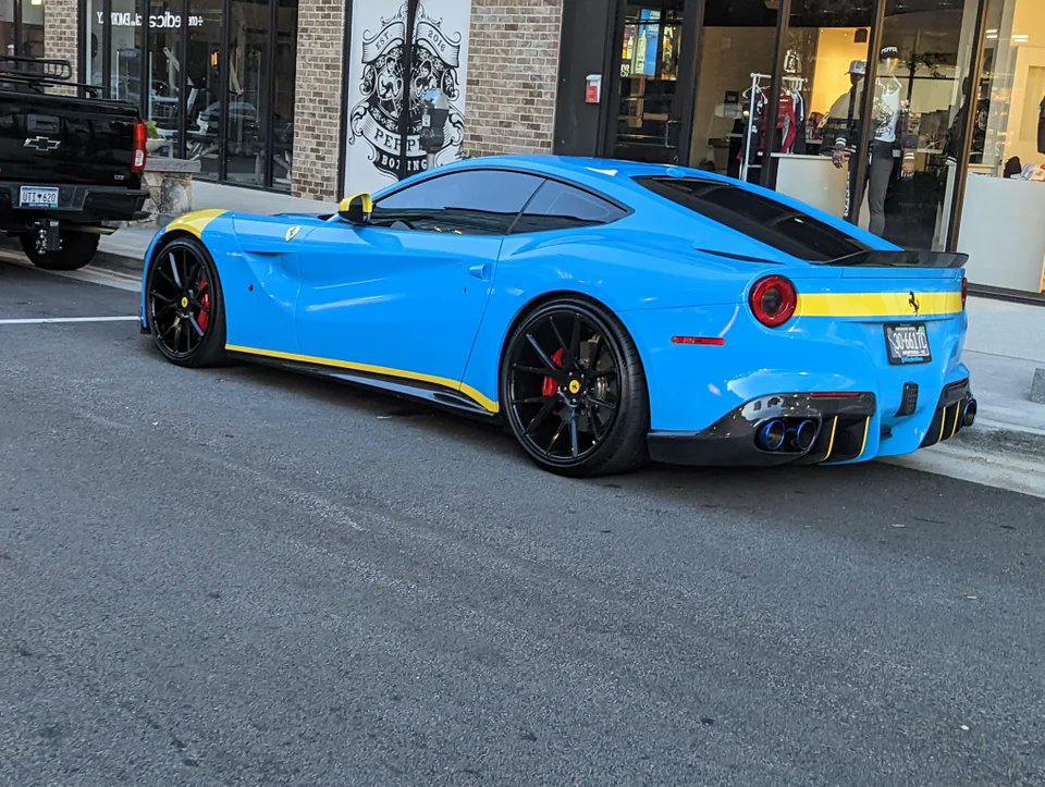 GAFollowers's tweet photo. Rare sighting of a Ferrari F12 Berlinetta seen at the Battery.

📸 u/notmonkeyfarm https://t.co/MKX3inwhrK