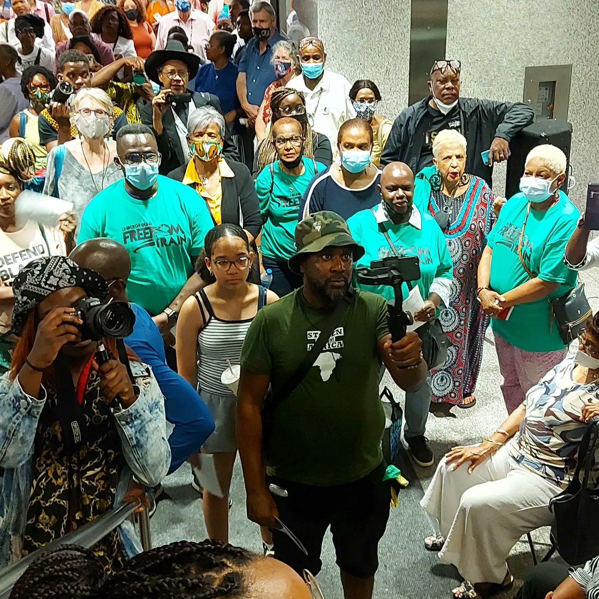 FreedomTrainTOR's tweet image. Big time thanks to all the organizers and riders who made the 2022 Underground Freedom Train Ride a smashing success last night - a beautiful way to welcome in Emancipation Day in the City @ADBCC777 @Manifesto_TO @TTCNewsroom @Iamdannystone @BLACKINTHEGTA @LouisMarchTO @alldaysfa