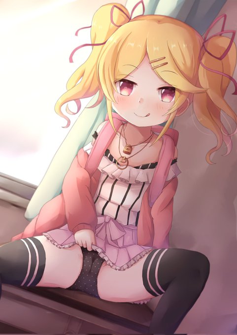 #パンツの日
水着はいっぱい描いてるけど穿いてるパンツ全然描いてないな… 