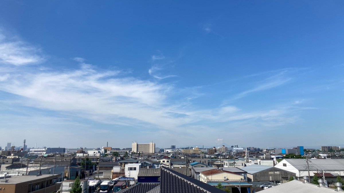 TAIHO_tweet's tweet photo. おはようございます😄
#川口市 は快晴☀️☀️☀️☀️☀️
先程天気予報をみたら最高気温が40℃になっていました...😩
本当に気をつけないと倒れちゃいますね。
気をつけましょう。
では今日も頑張ります💪💪💪

#企業公式相互フォロー
#企業公式が毎朝地元の天気を言いあう https://t.co/0m8M1ediCl