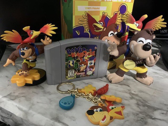 IamNerdKelsey's tweet photo. DID I SAY THAT I FINALLY GOT A ANOTHER COPY OF BANJO TOOIE?!?!!! BIG NEWS GUYS! MY COLLECTION IS INCREASING https://t.co/xEOqOrD2Lp