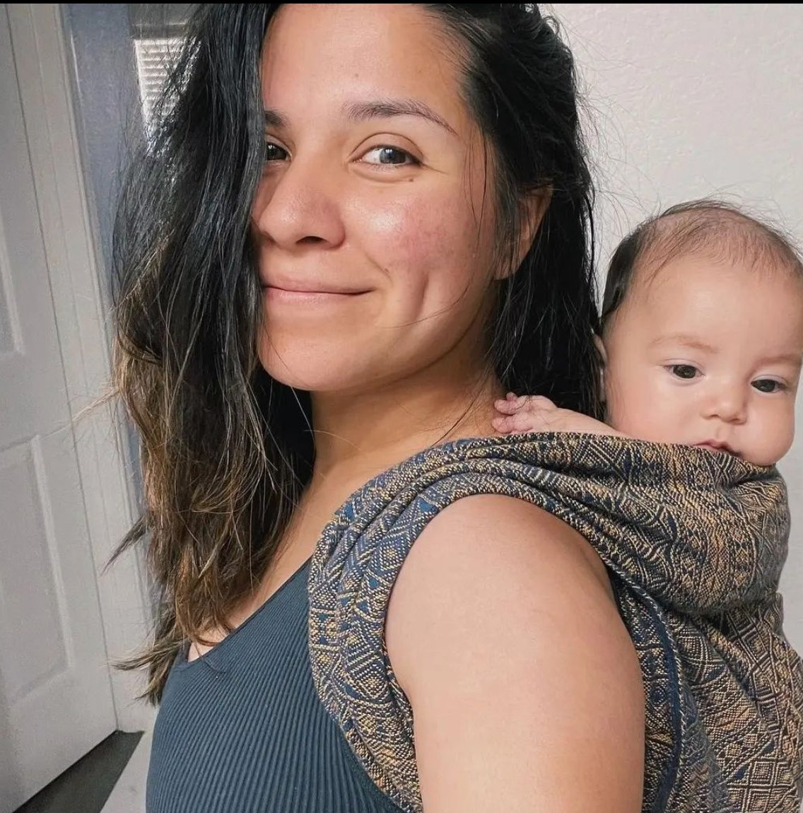 DIDYMOS_Baby's tweet photo. We enjoy your #Didylove or #Didymos posts so much! Would you like to be in the Community Post? Then follow us and tag your Didy picture.
#didymosbabywearing #tragetuch #wearallthebabies #frontcarry #Backcarry #naturalparenting #babytrage #attachementparenting #babywearinglove https://t.co/xp3e5gEdtK