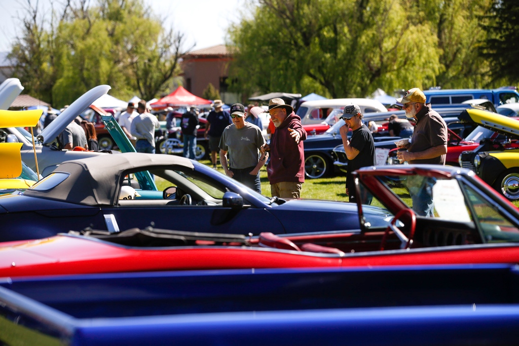 carsonvalleynv's tweet photo. HOT AUGUST NIGHTS IS COMING TO TOWN! 🤩

Check out the @townofminden hosting the @HotAugustNights Poker Run lunch stop:

📍 Minden Park

⏰ 10am - 2pm

🎶 Music and games! 

🚗 Classic cars all round! 

#HAN2022 #HotAugustNights #mindennevada #mindennv #carsonvalley #WhyCV https://t.co/8p16BalPzi