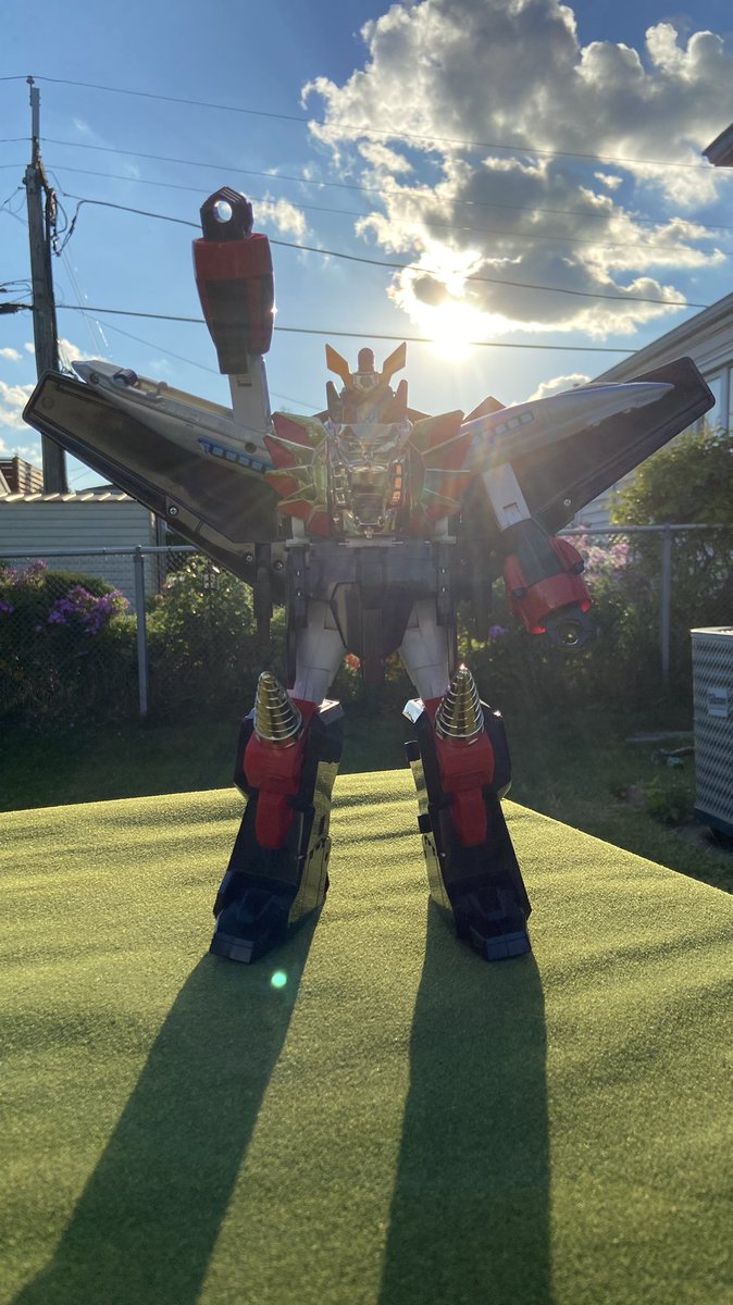 MikeTruk93's tweet image. Been wanting to do this set up for a while #gaogaigar #toyphotography #スパーロボット #ガオガイガー