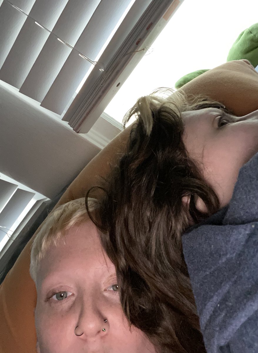 yearnoclock's tweet image. gf day ? more like wife day 😎🤘