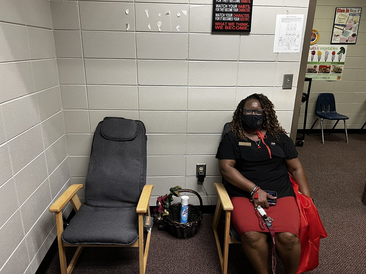 prinfrazier's tweet photo. Principal Sharpe at @SouthfieldElem1 is ready for the 1st day. She understands the importance of SEL for students and staff as well. Take a look at the quiet space she has created for staff, complete with massage chairs. #BCSDVIP #Built4Bibb #150years https://t.co/Es2caTfsdX