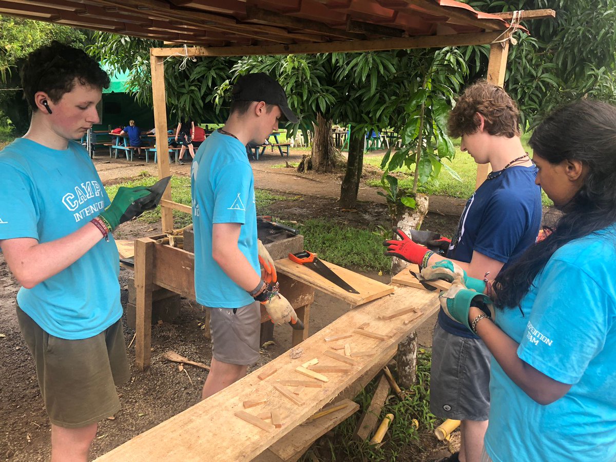 Camp_CostaRica's tweet photo. Some other pictures of #TeamPizote working on making signs to raise awareness biodiversity conservation for the National Park of Caño Negro at #CampCañoNegro 🙌😁 @CampsInt #dosomethingamazing https://t.co/55nF1pPnsR
