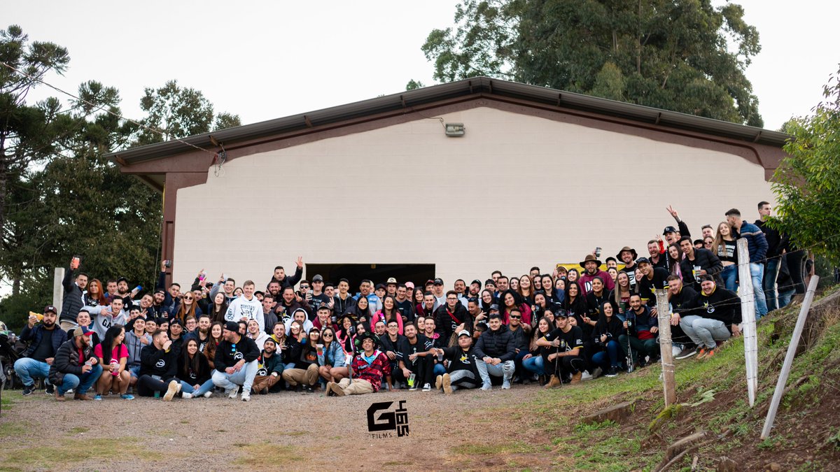 AlEquipe's tweet photo. FAMILIA AQ !! https://t.co/xXXTaNQP44