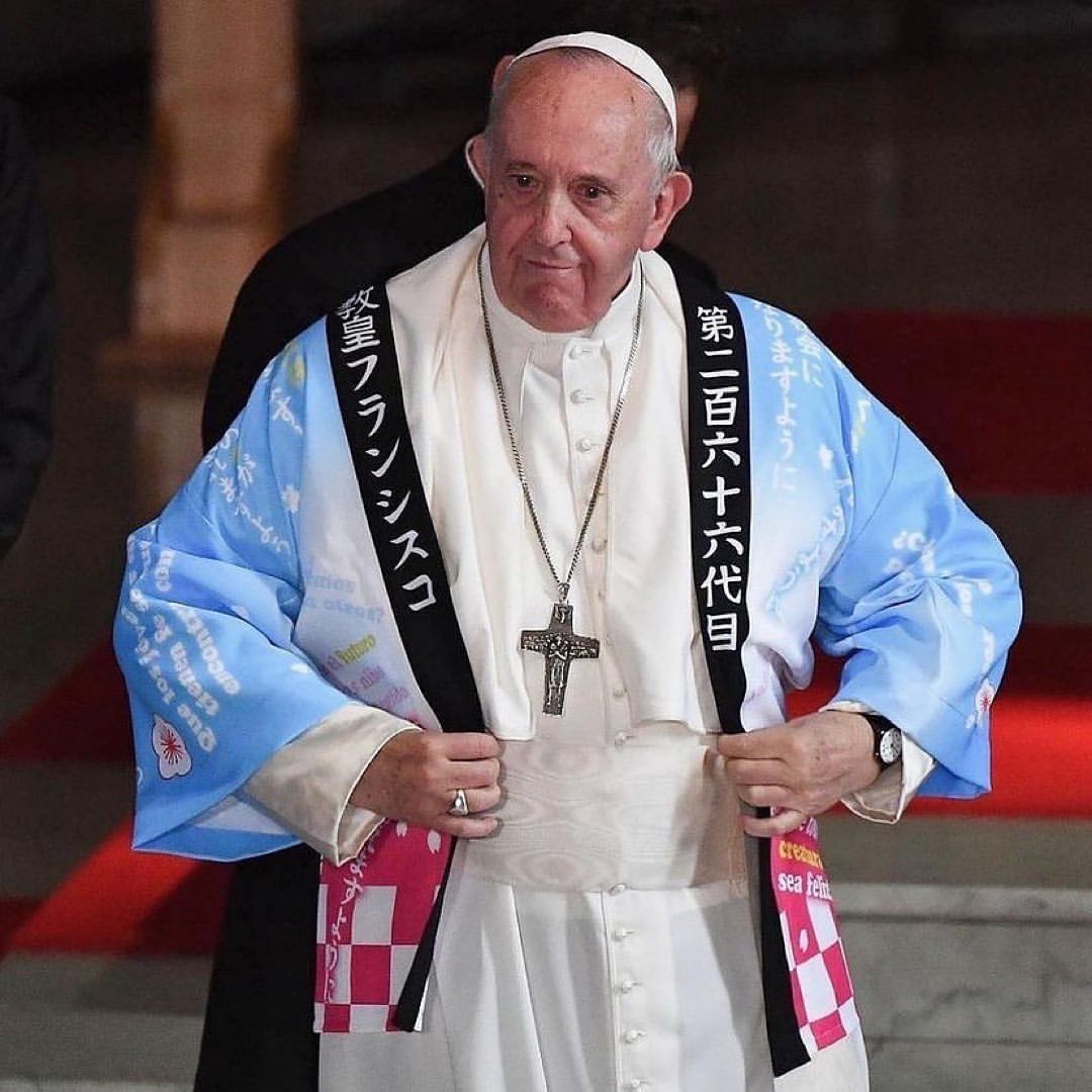 frankie on Twitter pope francis wearing a custom anime coat  httpstcojOtnkUkZnW  X