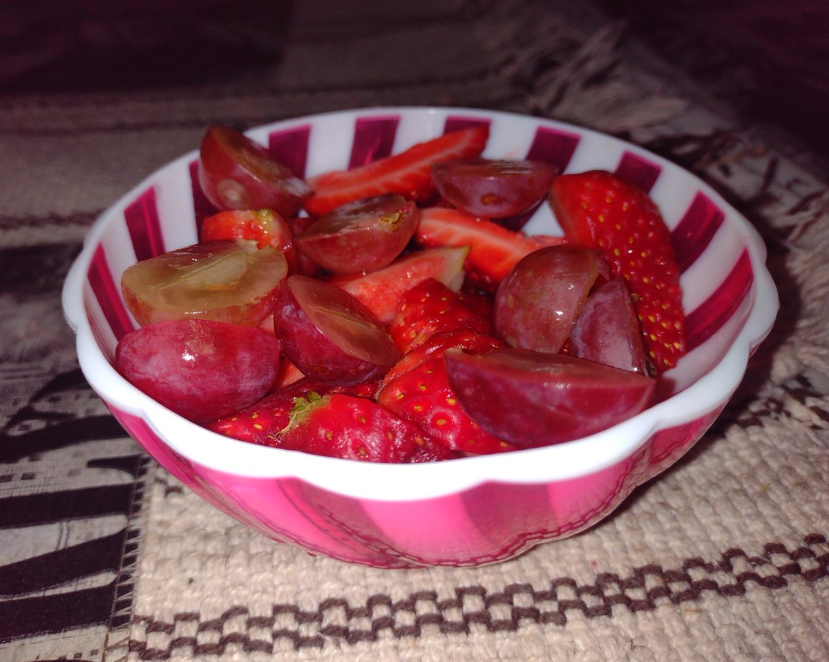 drippsol's tweet image. 🪷 son como 50 kal o menos miren q ricoooo empiezo agosto de 10