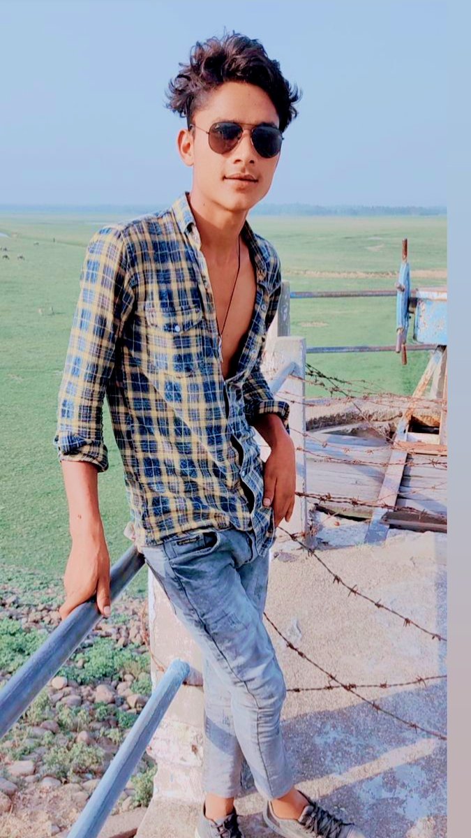 GufranTiger's tweet photo. दर्द मिला तो क्या मिला इश्क़ का
हमें इससे ज्यादा कुछ गिला नहीं, https://t.co/Ewf0snQW7W