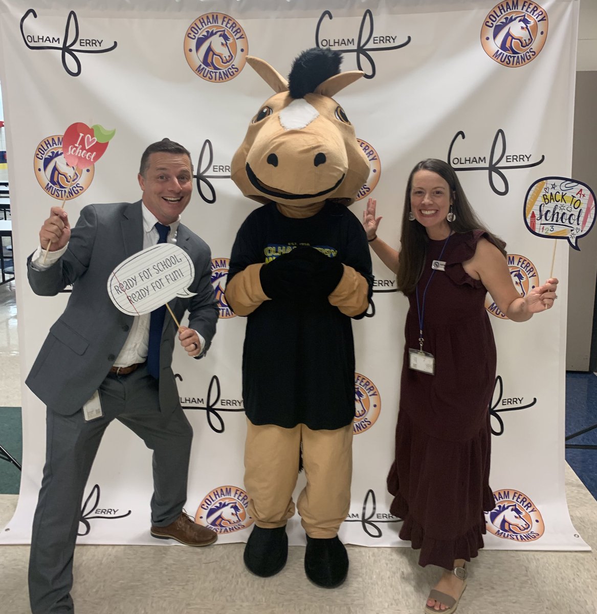 Dr. Brown and Mr. Stanton can’t wait for the first day of school! #BestYearEver #HurryUpWednesday