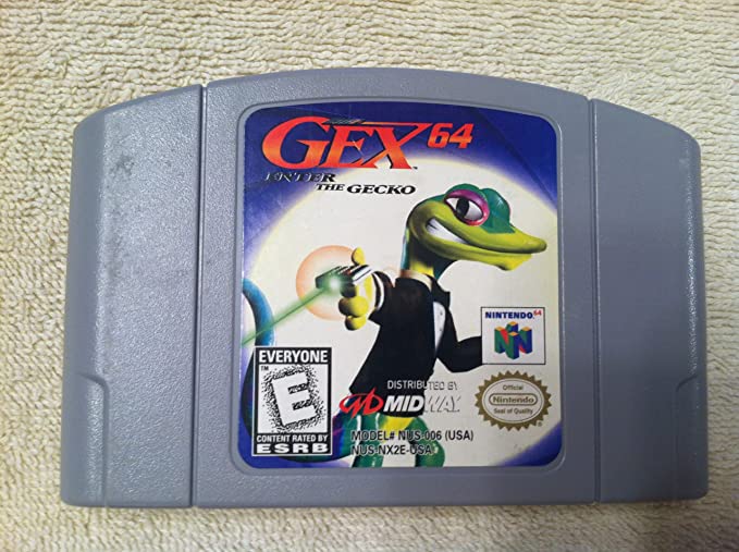 Anacrogames's tweet photo. HOY cumple 24 años #Gex64: Enter the Gecko.  
Este plataformas para la consola de Nintendo fue lanzado el 1 de Agosto de 1998 en USA. Es la secuela de Gex el título de 1994 protagonizado por este Gecko que supo ser también la mascota de 3DO.
Para ver MÁS👉 #EfeméridesAnacrónicas https://t.co/gd4NCb2sAZ