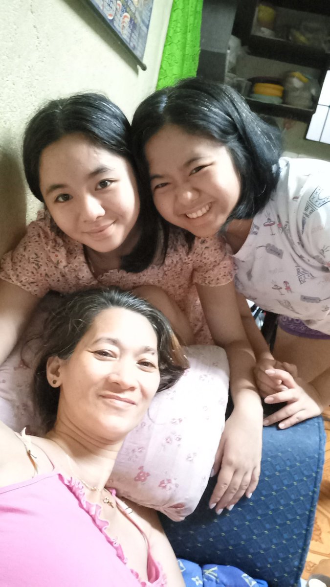 aidujsarapse's tweet photo. Bonding night with my Daughter @EsparasAlyana @TheaEsparas https://t.co/F8i3v9wYrb