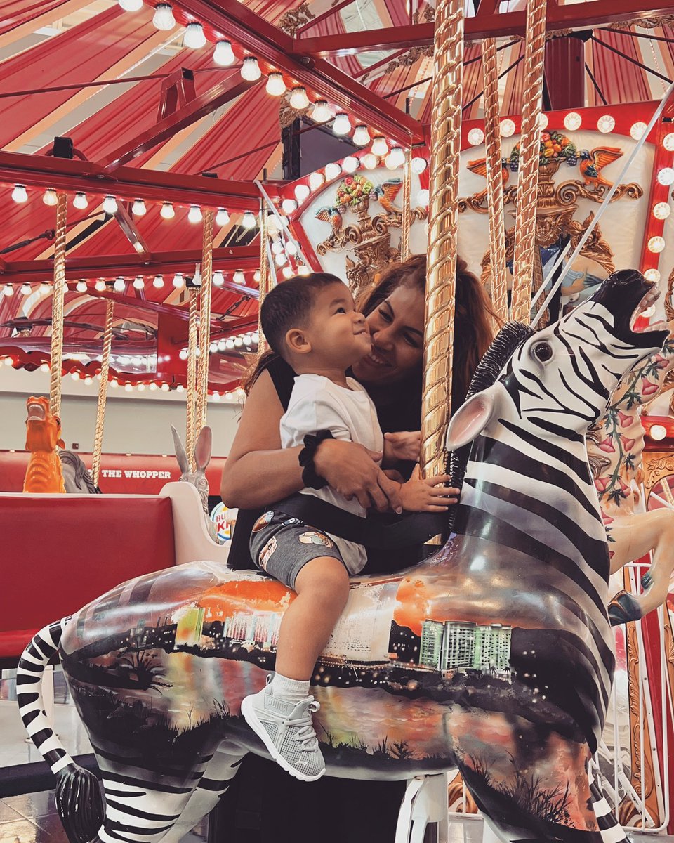 michelle0007's tweet photo. Esa sonrisa, que no hago yo por esa sonrisa. ☺️ #babyisaiah 👩‍👦 https://t.co/krm0sKBdqg
