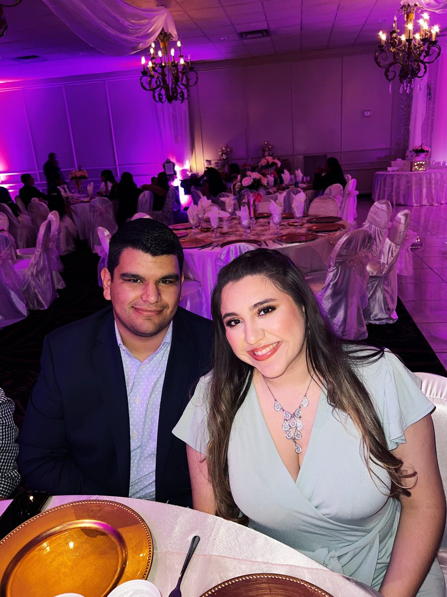 Happy National Girlfriend day to my one and only <a href="/daniellamartell/">✿ dani ✿</a> 😘😘I love u baby 😘😘