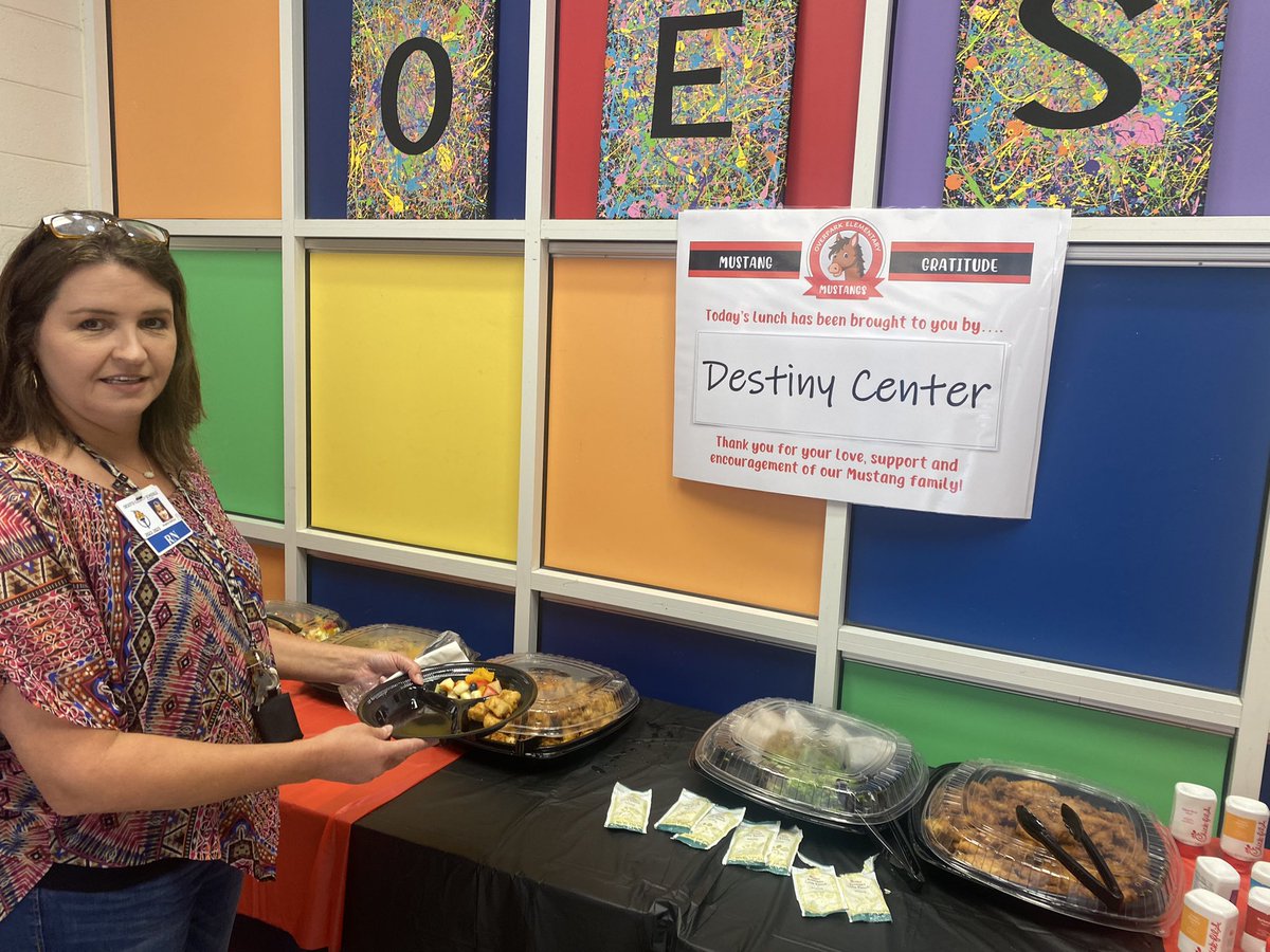 DCS_Overpark's tweet photo. A HUGE shout out to Destiny Center! Thank you for feeding our teachers lunch today at Overpark! We appreciate the support and all you do for our community! #TeamDCS #ChickFilaForTheWin #DestinyCenter https://t.co/e7Pw27XEHT