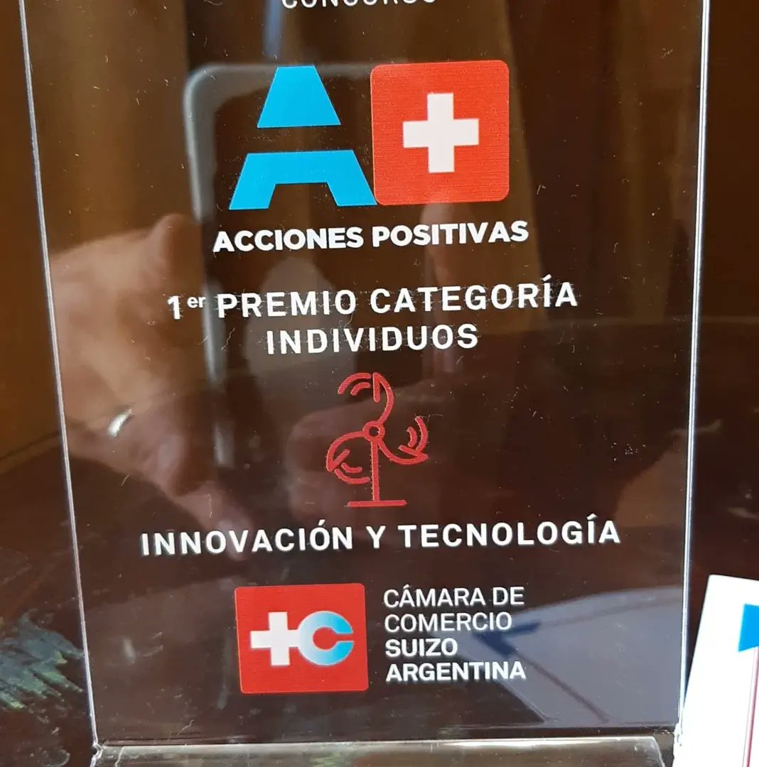 diegojbergues's tweet photo. "Clubderoboticacasares te visita" obtuvo el primer puesto en el premio Acciones Positivas de la Embajada Suiza Argentina. 
Este proyecto llevó a nuestro  Club a través de 12 alumnos con sus robots a las localidades de Alberti,  Santa Maria Catamarca y La Rioja @JoseGVaras https://t.co/EadqTP9JiN