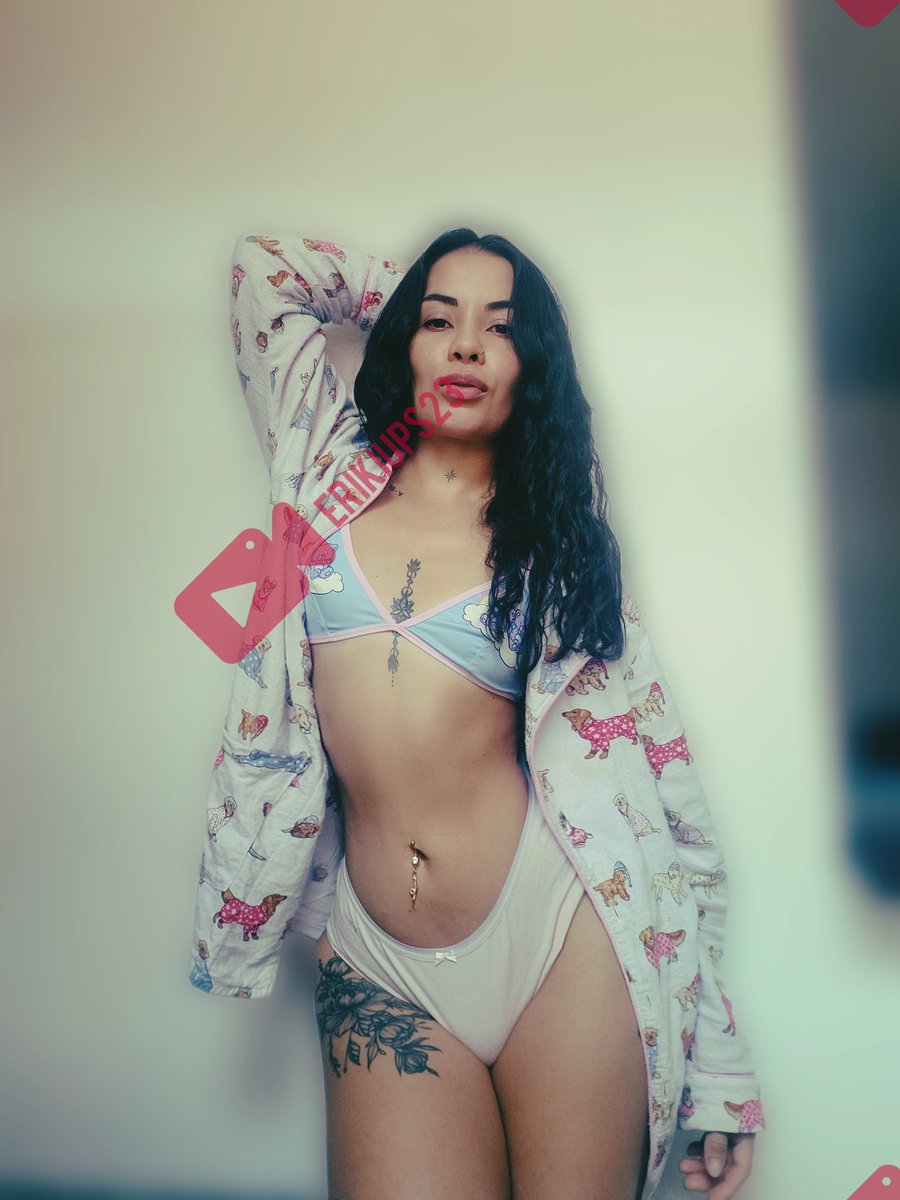 SexsGifsVideos's tweet photo. 🚨 PUBLICIDAD PAGADA 🚨
"Los invito a seguir a @erikiups23 y que adquieran su Increíble y Fascinante Conténido para Adultos, aún precio accesible y acomodándose a tu economía, no dejes pasar está Oportunidad y disfruta de algo sumamente Excitante". 🔥👌🏻 #sexsgifsvideos https://t.co/V9YCXFuxNF