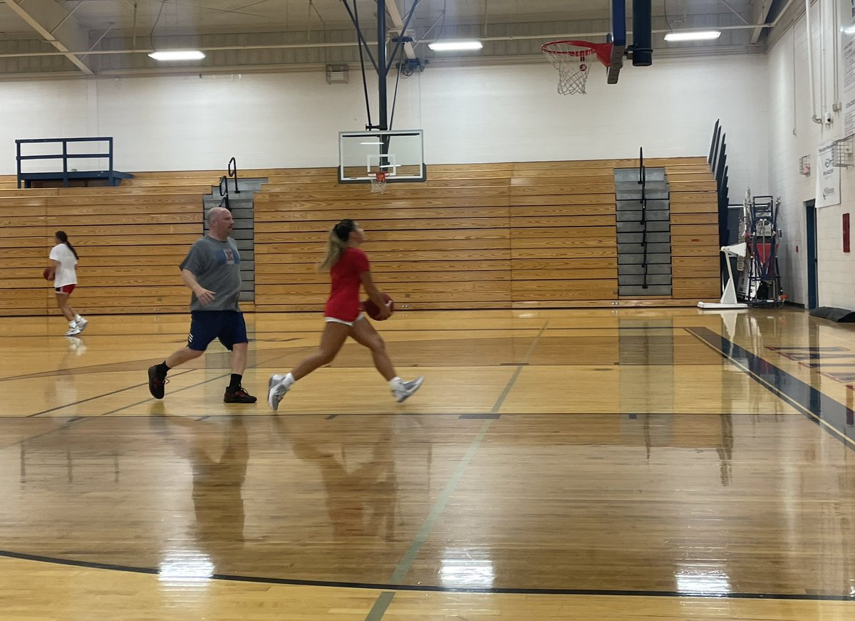 threesandd's tweet photo. Culture . A mindfulness 2 improve Skills. #NotRequired #GymFull
Love this Team!#PageIsComing https://t.co/p6et509DLN