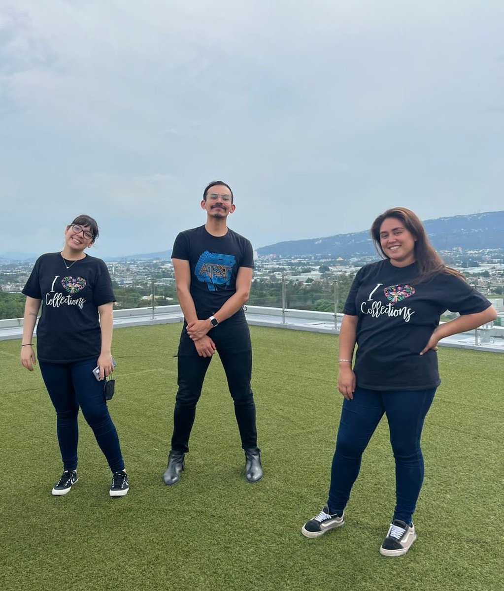 Wearing with pride AT&amp;T shirts 💙
<a href="/CollectionsMX/">CollectionsMX</a> <a href="/EsperanzaaaaM/">Esperanza Moreno</a> <a href="/IvanJValentin/">Ivan Valentin</a>