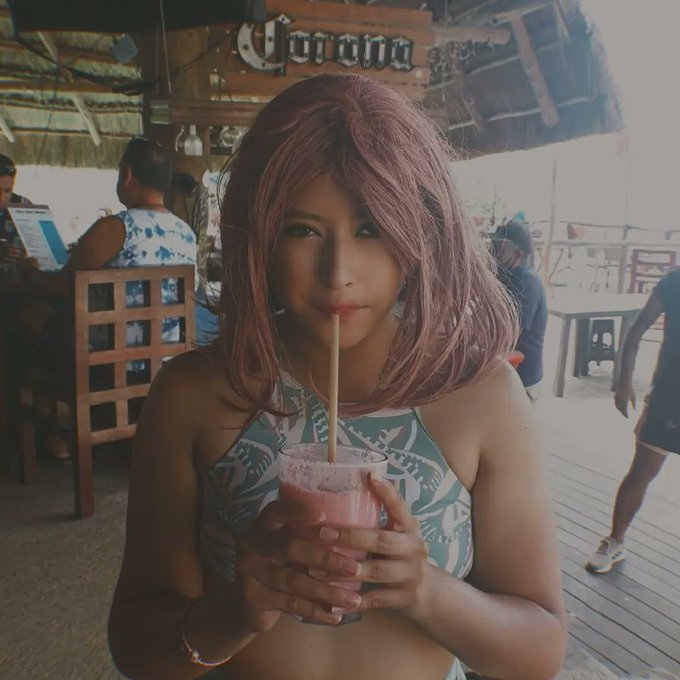 Oficialmente ya tengo 20 a&ntilde;os!!! Vienen cosas fabulosas,reflexiones:  Nunca dejen que nadie les haga<a href="/tag/motivation"class="tags"><span>#motivation</span></a><a href="/tag/birthday"class="tags"><span>#birthday</span></a>