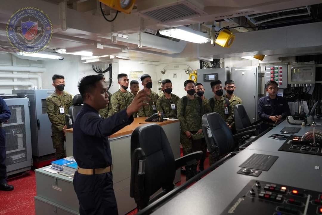 Philippine_Navy's tweet photo. WELCOME ABOARD | 333 @PMA_CCAFP 3CL Cadets of โSIKLAB-LAYAโ Class of 2025 set foot aboard the PH Navy's BRP Jose Rizal FF150.
๐: https://t.co/auqzkyDIIJ
๐ธ: BRP Jose Rizal FF150
#BeAPMACadet
#ProtectingtheSeasSecuringOurFuture
#ModernandMultiCapablePHNavy
#AFPyoucanTRUST https://t.co/DtbcfzoJk6