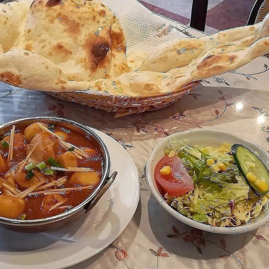 siddique_curry's tweet photo. TODAY'S SPECIAL::-Taro roots and chicken curry (里芋とチキンカレー) https://t.co/kLBk8aGDbV